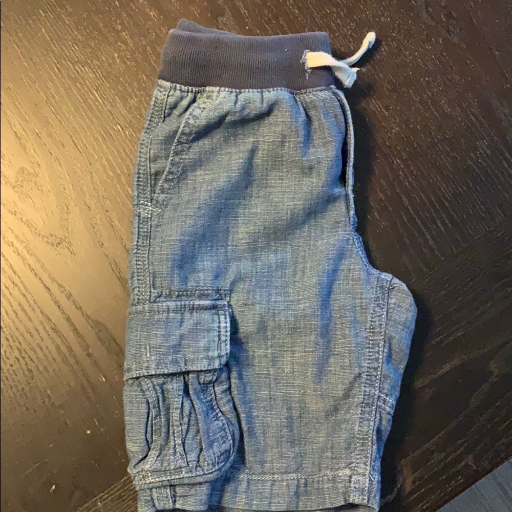 Gap Chambray shorts